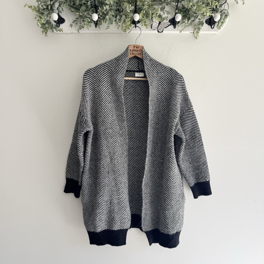 Common Threads Black/white Houndstooth Open Knit Cardigan Small Relaxed Fit CC45